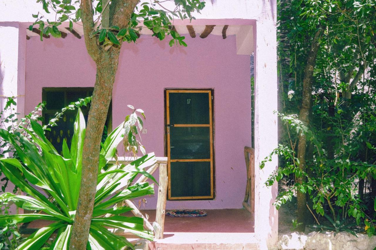 Sagando Bungalows Zanzibar Michamvi Exteriör bild